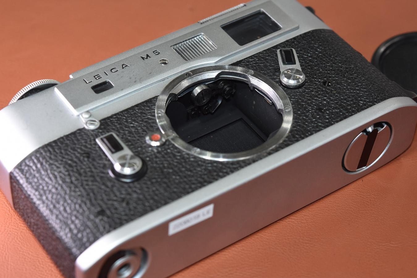 LEICA M5 Silver 前期型 2吊り 【129万台1971年製】