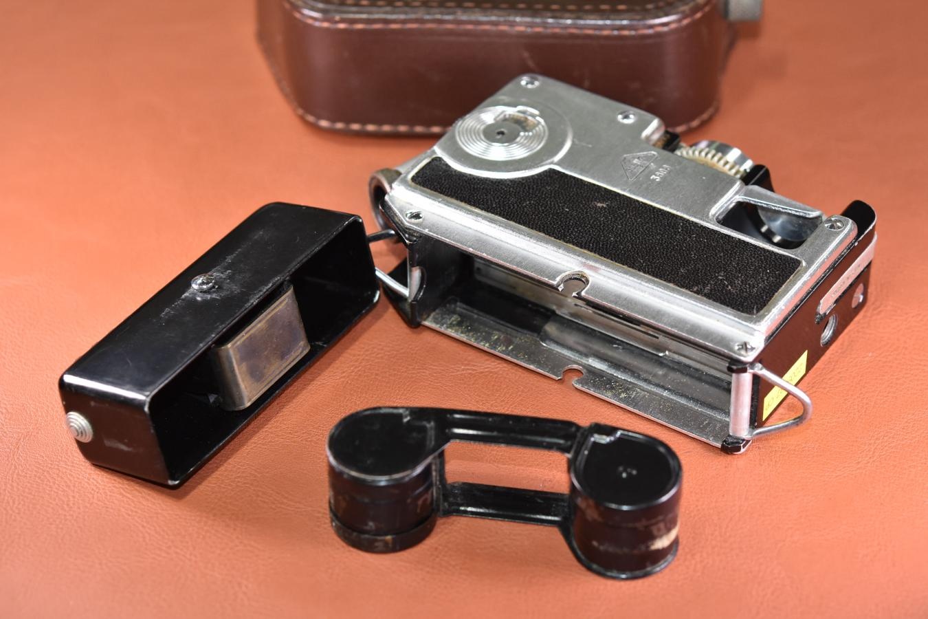 【希 少】Goerz Minicord Silver×Black 純正本革ケース、フィルムマガジン付 【C.P.Goerz HELGOR 2.5cm F2 レンズ搭載】
