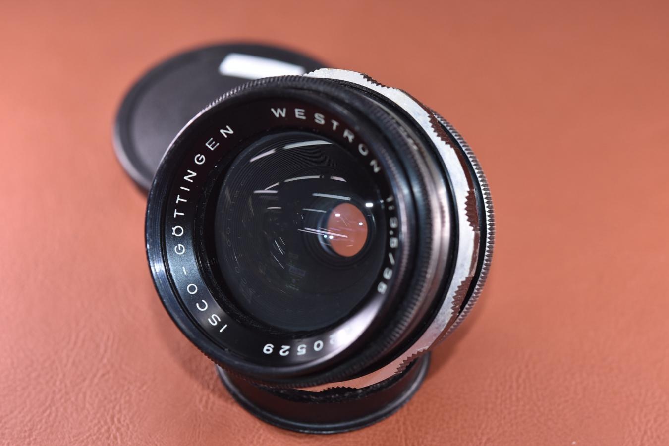 ISCO-GOTTINGEN WESTRON 35mm F3.5 ゼブラ 【エキザクタマウントレンズ】