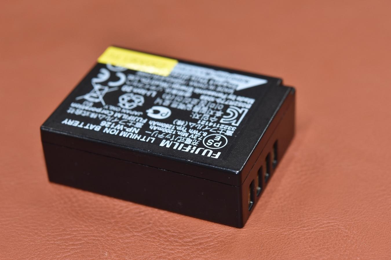 FUJIFILM NP-W126 【FUJIFILM X-H1、X-Pro3、X-Pro2、X-Pro1、X-T3、X-T2、X-T1等用】