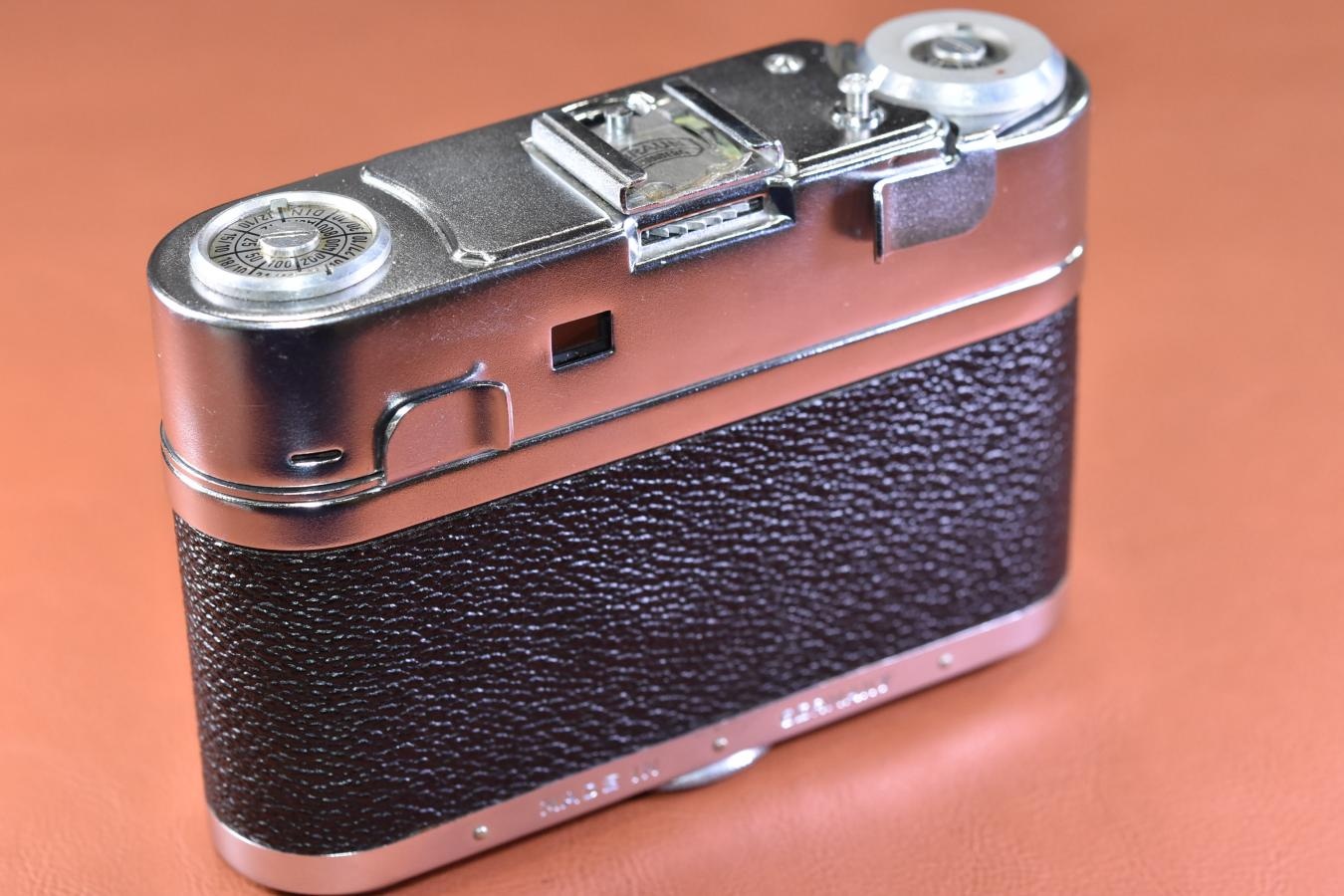 BRAUN Paxette Super 【Ennagon C 45/2.8 レンズ搭載】