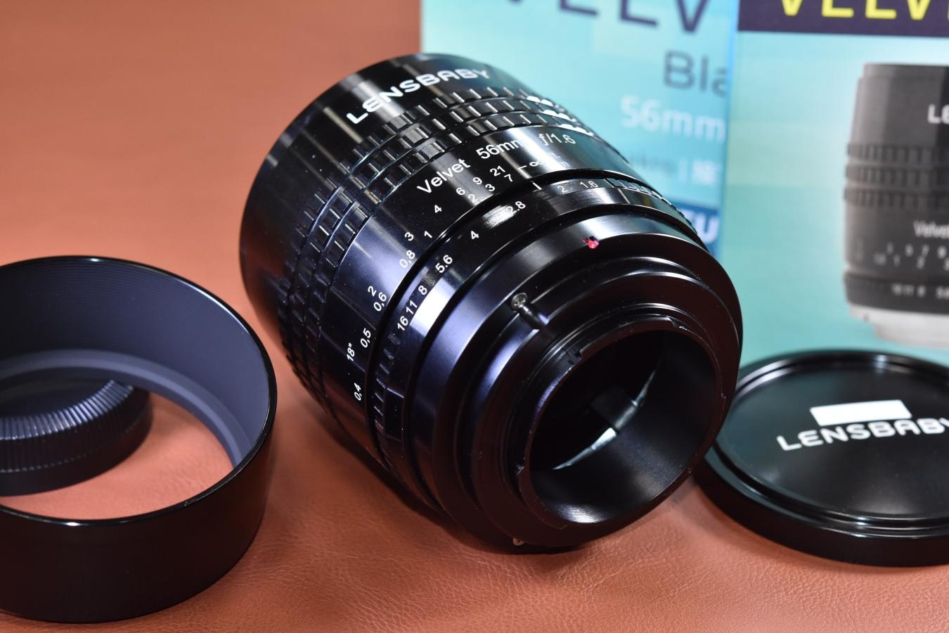 LENSBABY VELVET 56 Black 56/1.6 元箱付一式 【FUJIFILM Xマウントレンズ】