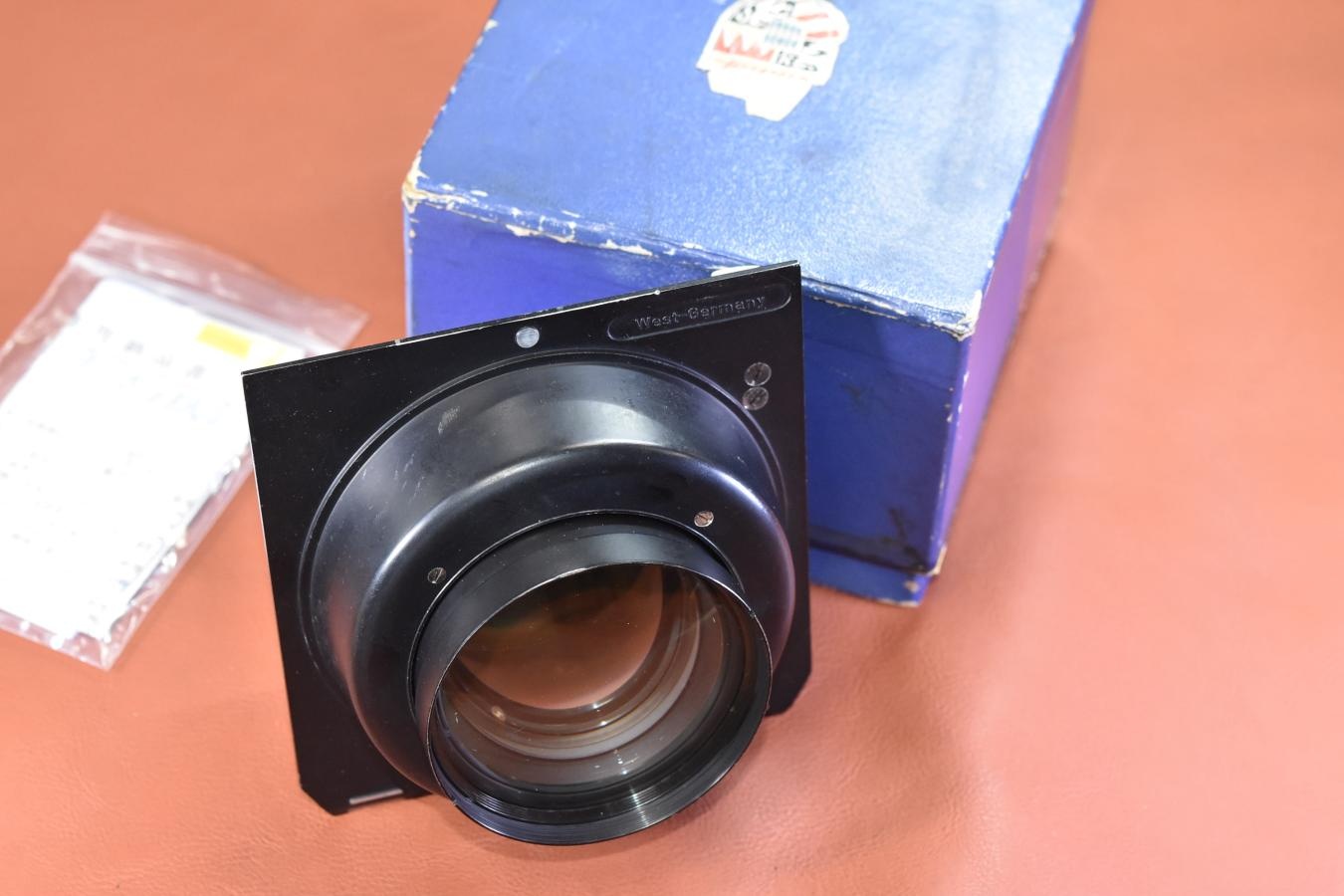 【希 少】 Carl Zeiss Planar 135mm F3.5 整備済 【元箱付】