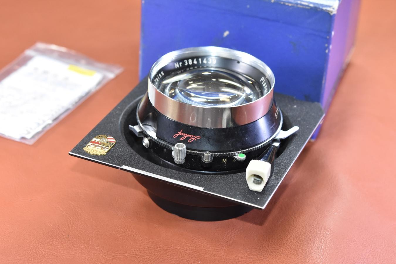 【希 少】 Carl Zeiss Planar 135mm F3.5 整備済 【元箱付】