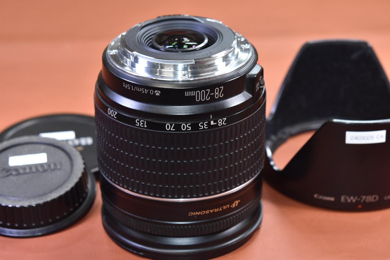 Canon EF 28-200mm F3.5-5.6 USM 【純正フードEW-78D付】