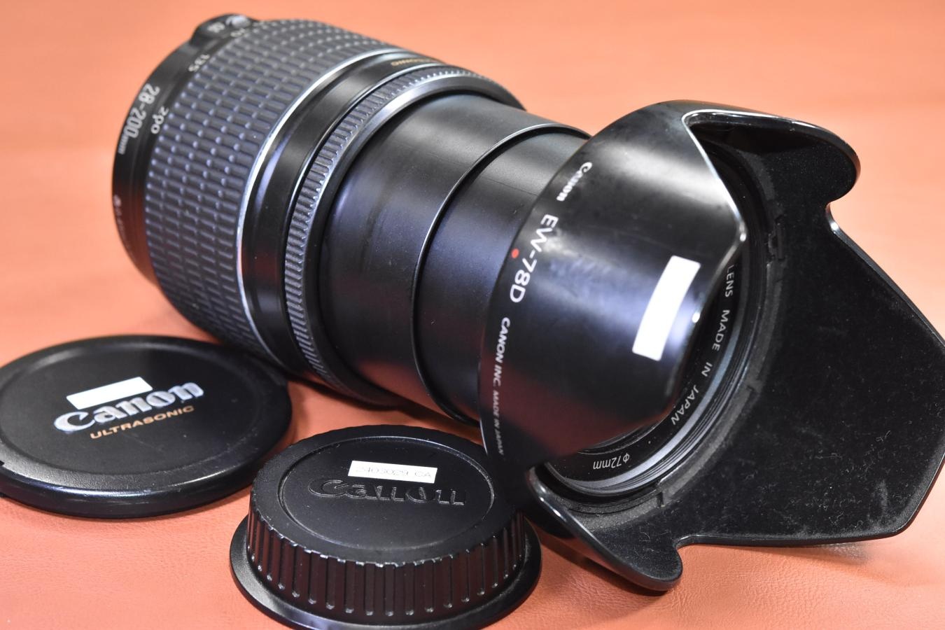 Canon EF 28-200mm F3.5-5.6 USM 【純正フードEW-78D付】