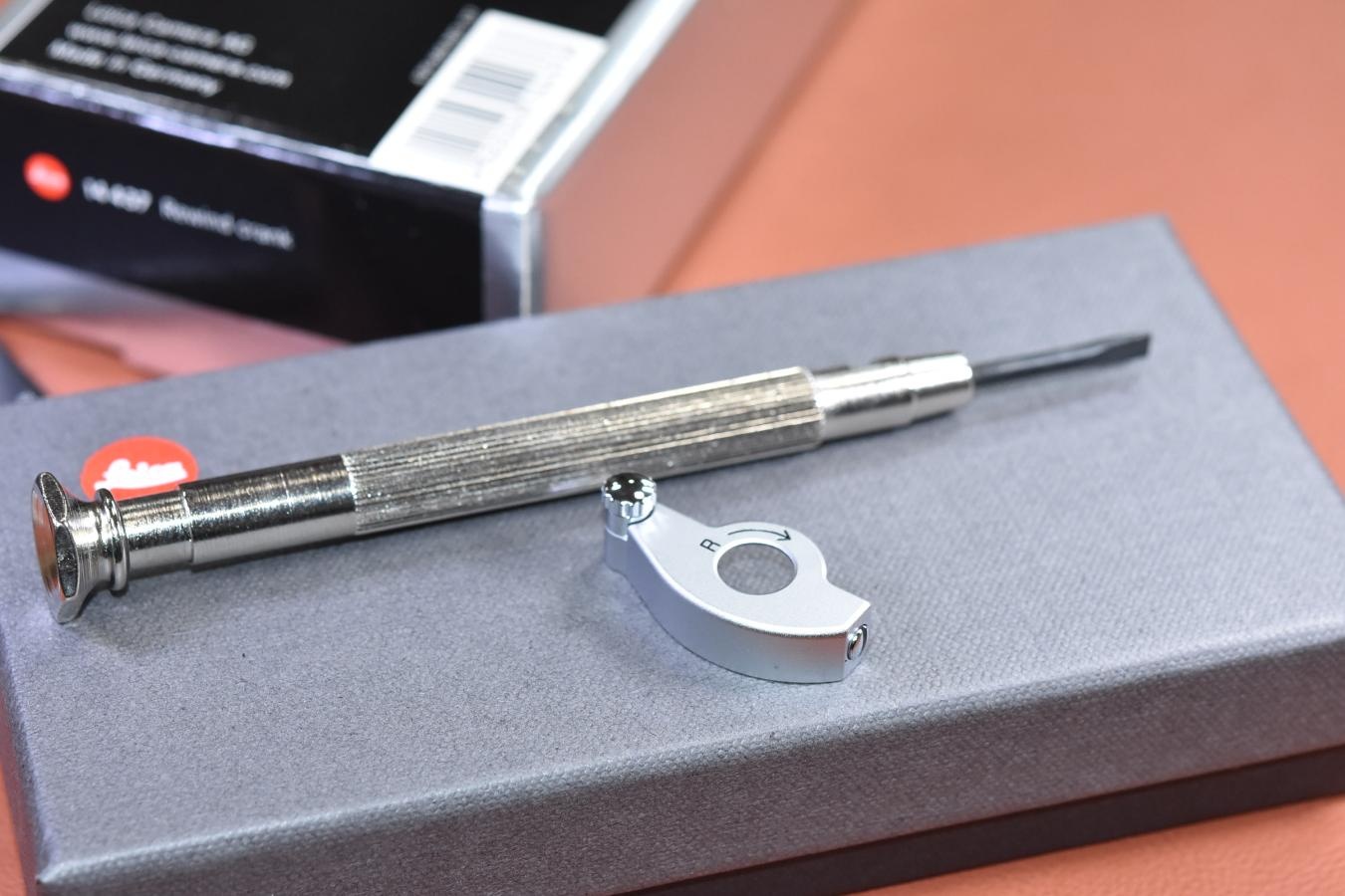 【希 少】LEICA Rewind crank Silver 14437 元箱付【LEICA MP用】