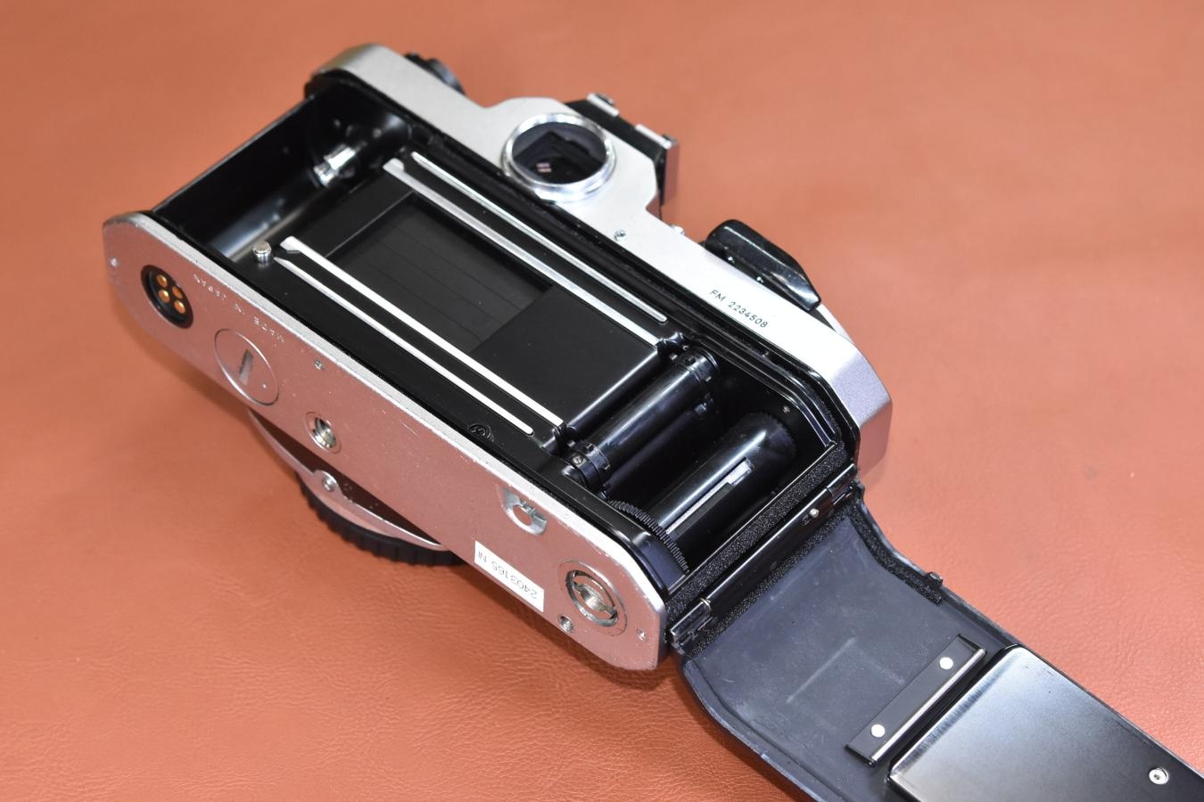 Nikon FM Silver 【モルト交換済】