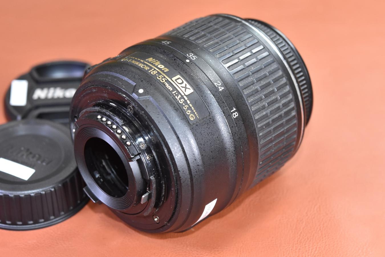 AF-S DX NIKKOR 18-55mm F3.5-5.6G VR