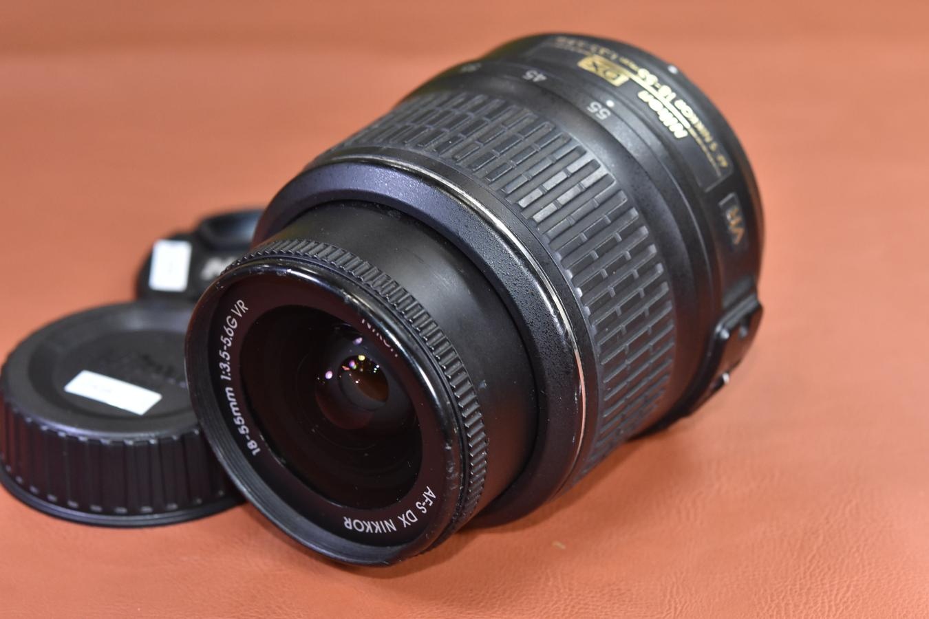AF-S DX NIKKOR 18-55mm F3.5-5.6G VR