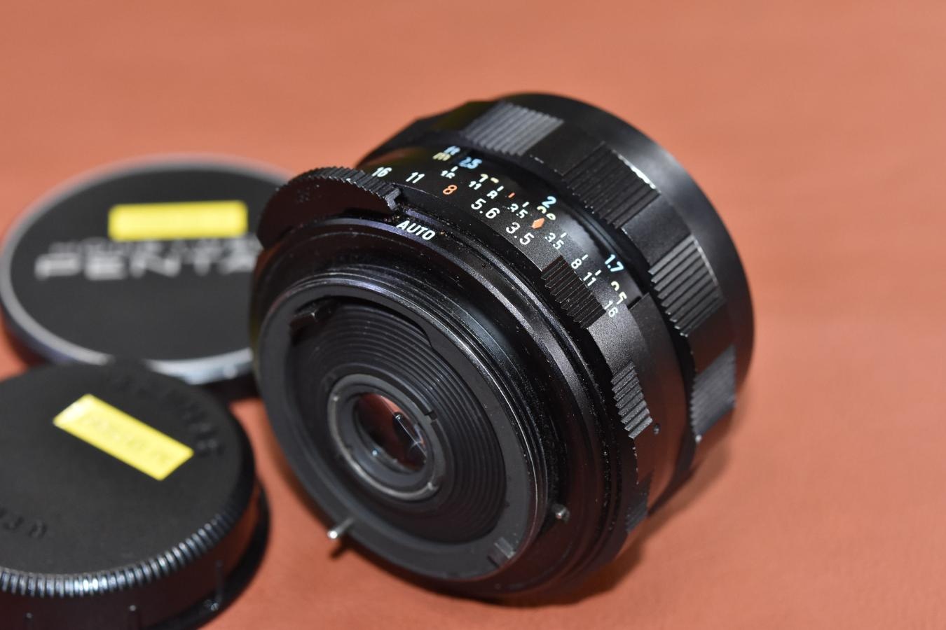 PENTAX Super-Multi-Coated TAKUMAR 35mm F3.5 【カメラ女子に絶大な人気のオールドレンズ M42マウントレンズ】