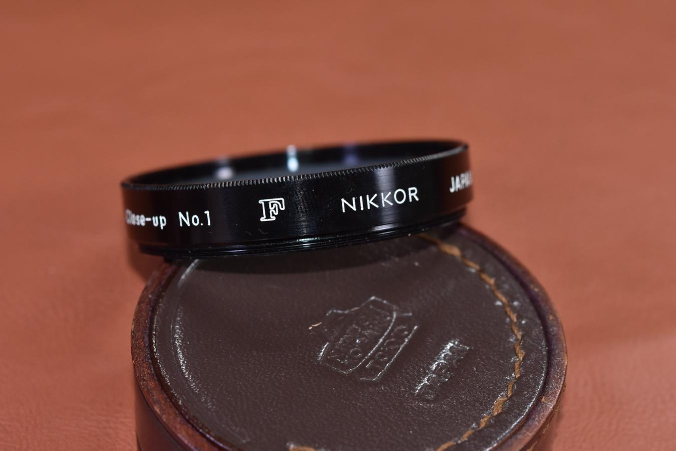 Nikon Close-up No1 52mm径 NIKKOR大文字『F』刻印あり 【Nippon Kogakuマーク入り純正ケース付】