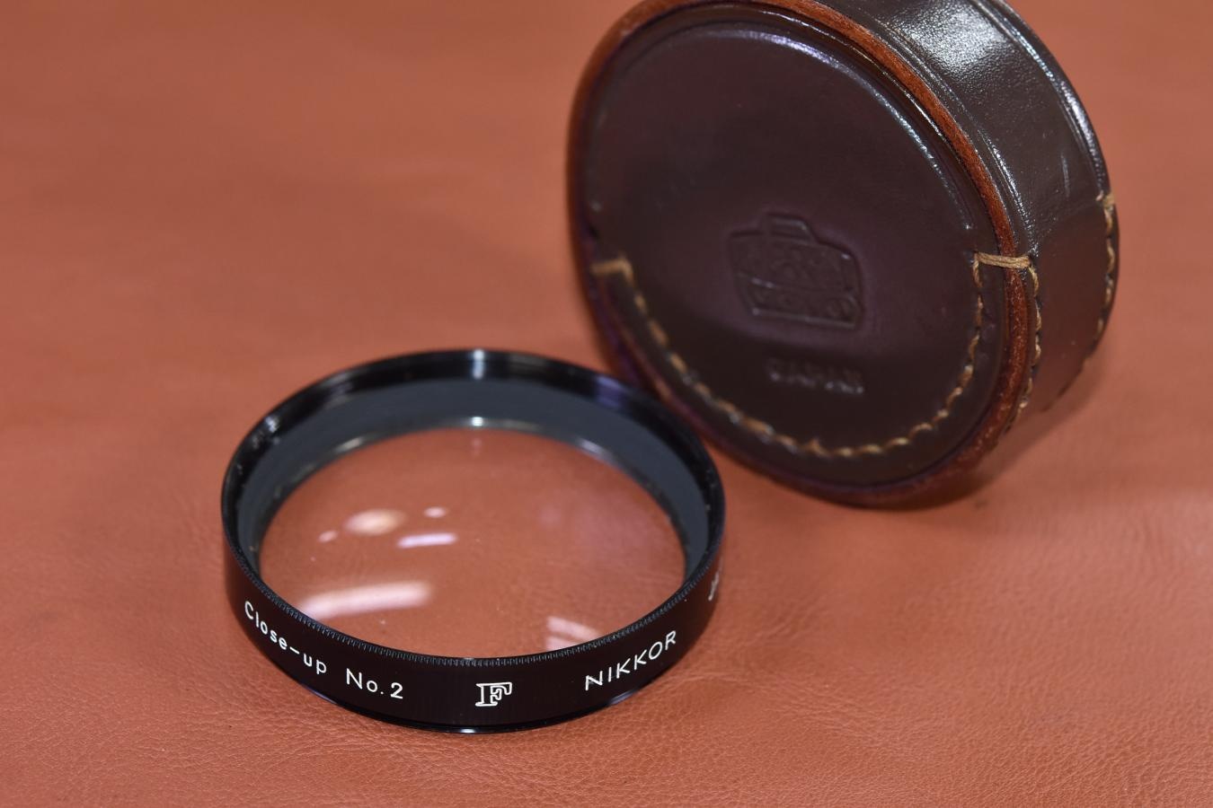 Nikon Close-up No2 52mm径 NIKKOR大文字『F』刻印あり 【Nippon Kogakuマーク入り純正ケース付】