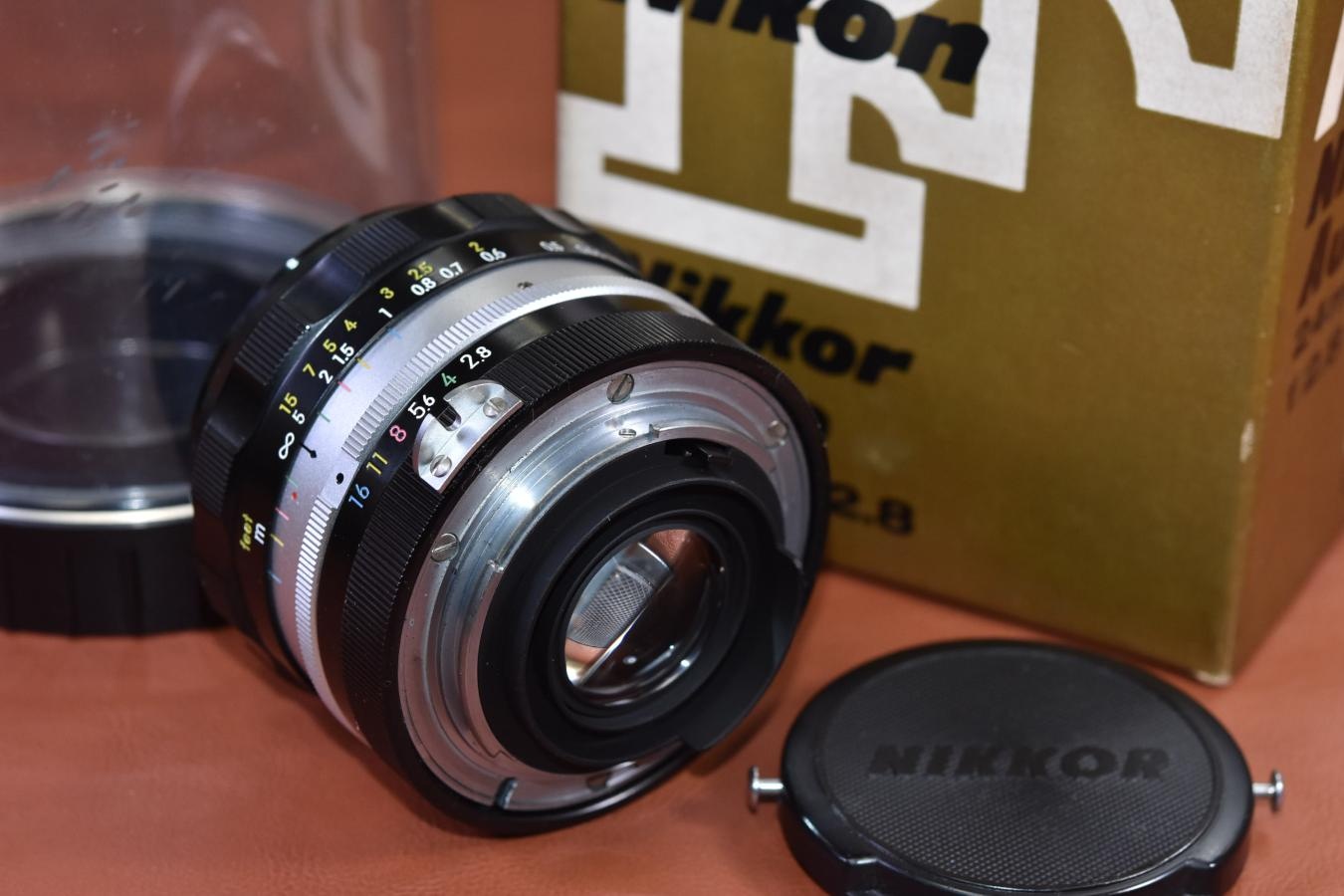 【コレクション向け】 Nikon NIKKOR-N Auto 24mm F2.8 元箱付 【キレイな物をお探しの方必見!!自信ありの逸品!!】