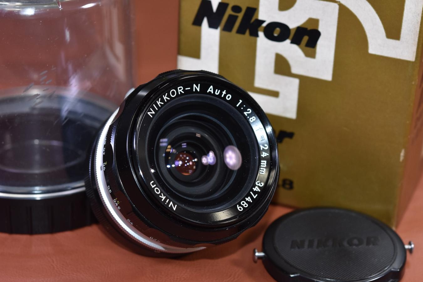 【コレクション向け】 Nikon NIKKOR-N Auto 24mm F2.8 元箱付 【キレイな物をお探しの方必見!!自信ありの逸品!!】