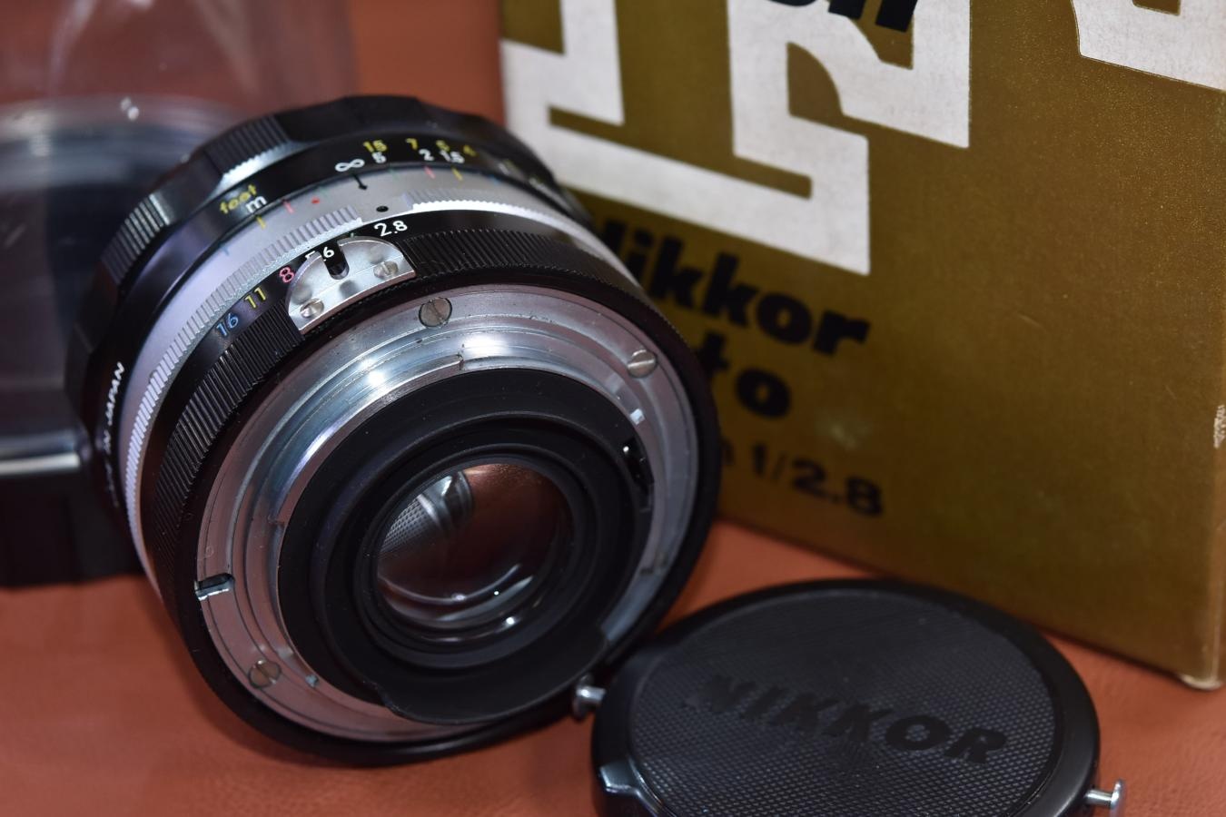 【コレクション向け】 Nikon NIKKOR-N Auto 24mm F2.8 元箱付 【キレイな物をお探しの方必見!!自信ありの逸品!!】