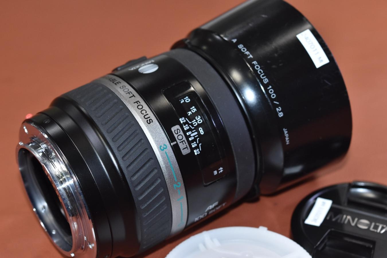 MINOLTA AF SOFT FOCUS 100mm F2.8 純正フード付【SONY Aマウントレンズ】