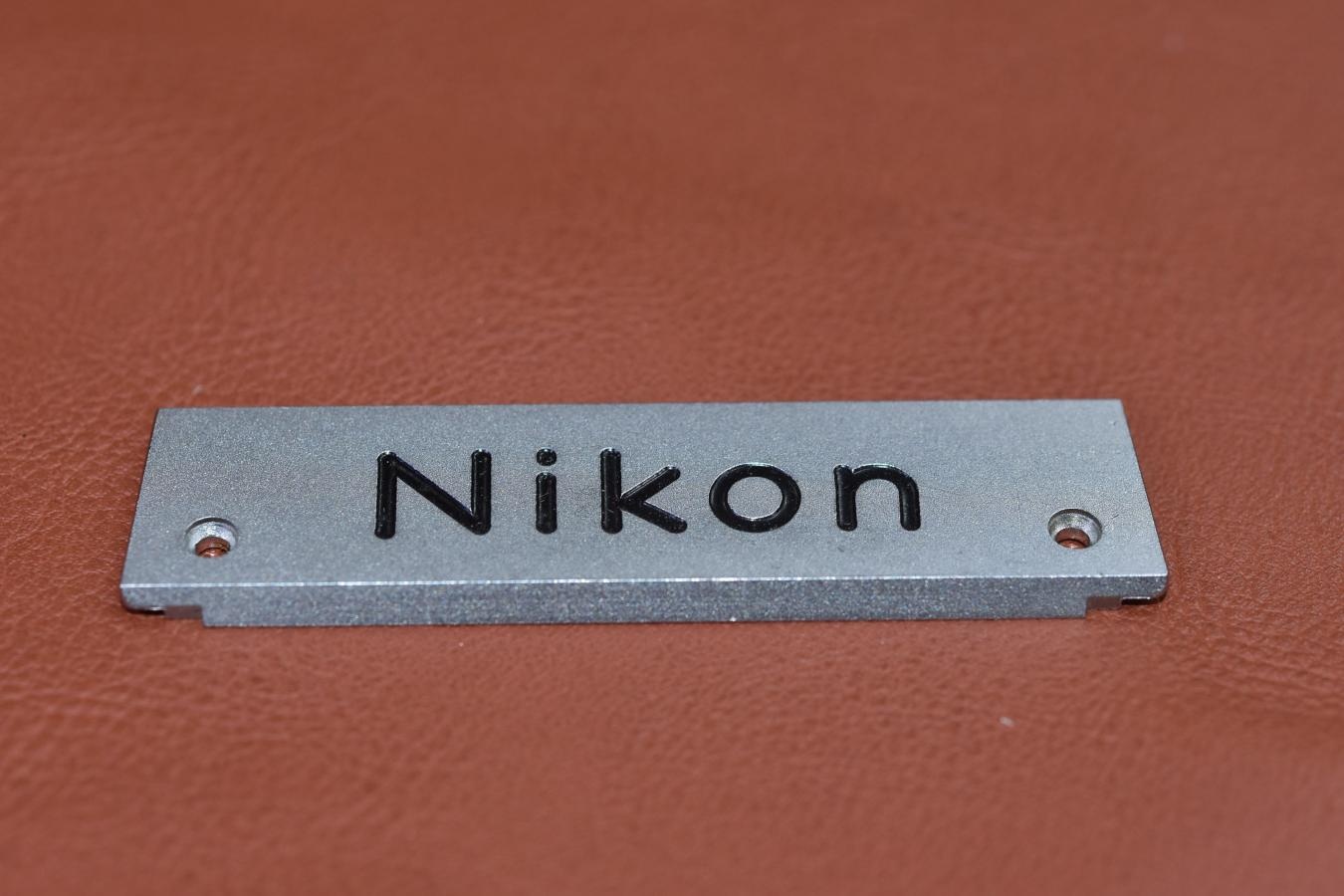【希 少】Nikon 銘板 Nikon F用【元カメラのきむらカリスマ修理職人 田口由明氏所有放出!!】