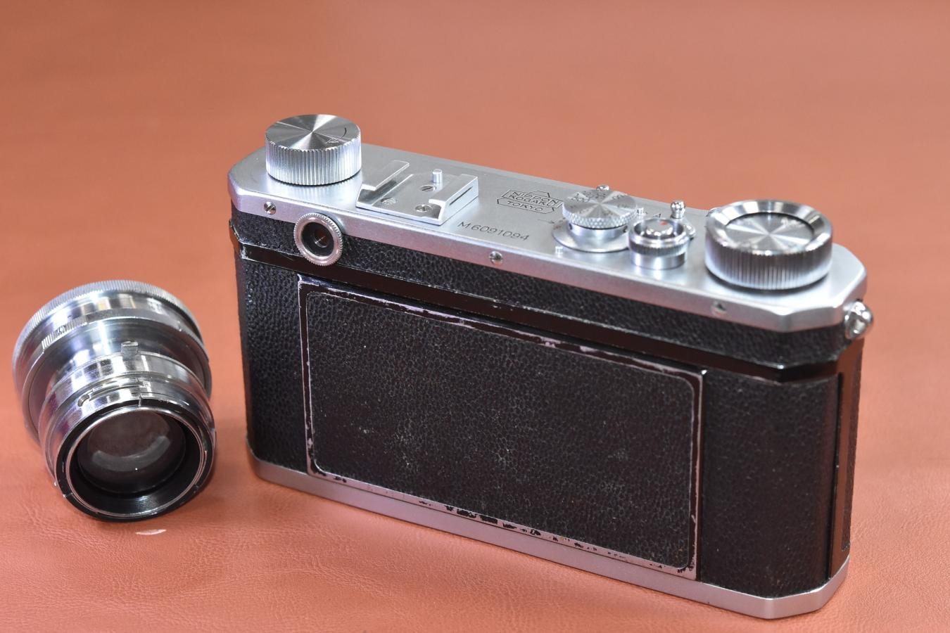 【コレクション向け・希 少】Nikon M型 前期型 NIKKOR-H・C 5cm F2 沈胴付(捨て番811) 【MADE IN OCCUPIED JAPAN ボディと裏蓋のシリアルナンバー一致 】