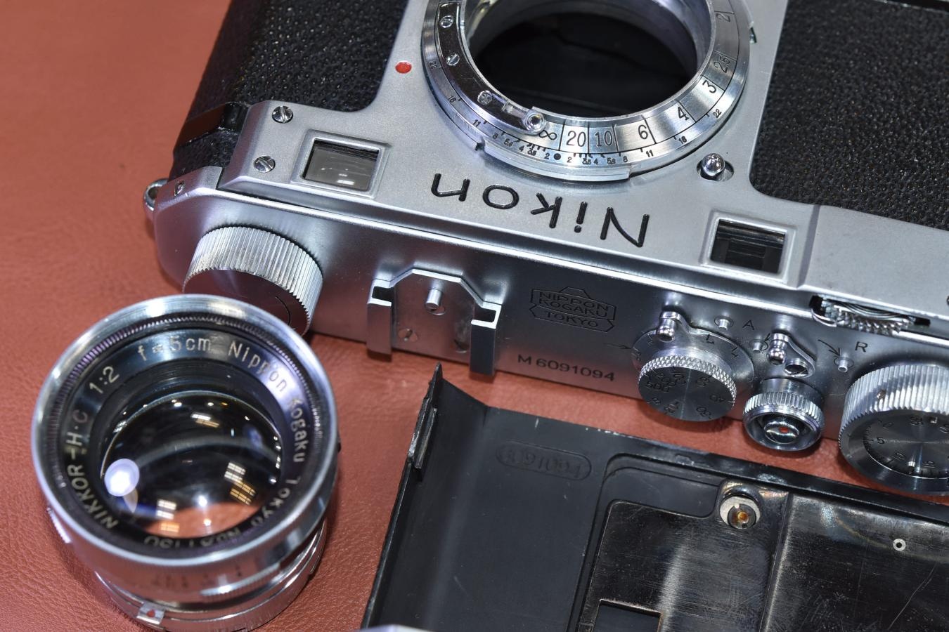 【コレクション向け・希 少】Nikon M型 前期型 NIKKOR-H・C 5cm F2 沈胴付(捨て番811) 【MADE IN OCCUPIED JAPAN ボディと裏蓋のシリアルナンバー一致 】