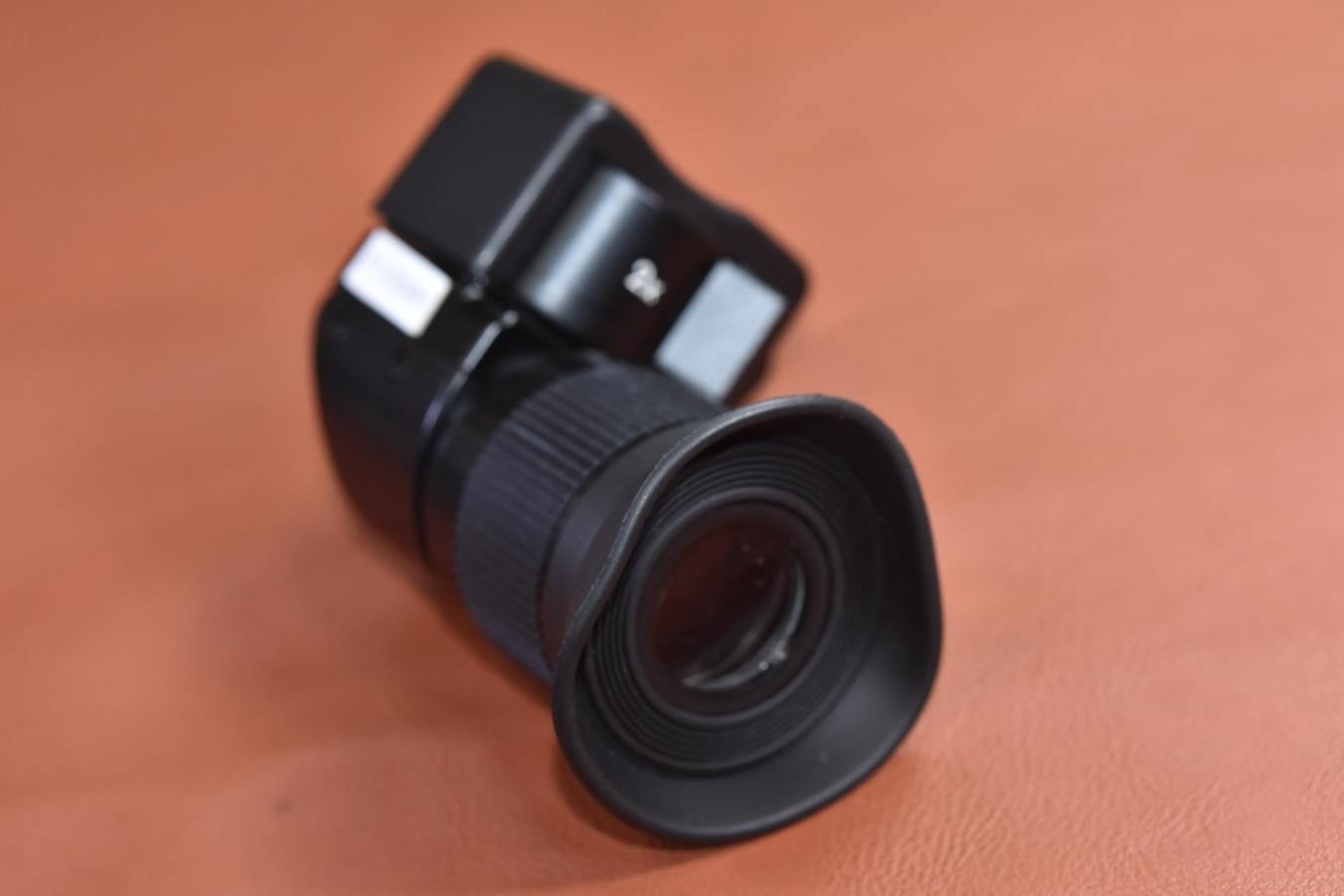 LEICA 90°アングルファインダー 14300 【LEICA R用】