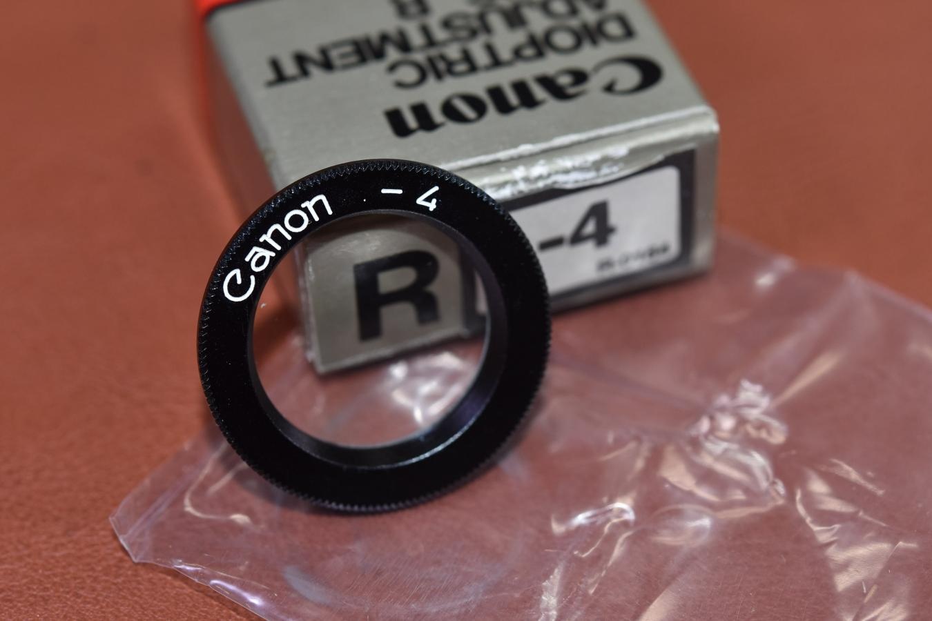 【絶版アクセサリー】Canon DIOPTRIC ADJUSTMENT LENS R -4 元箱付 【Canon F-1、NEW F-1用】