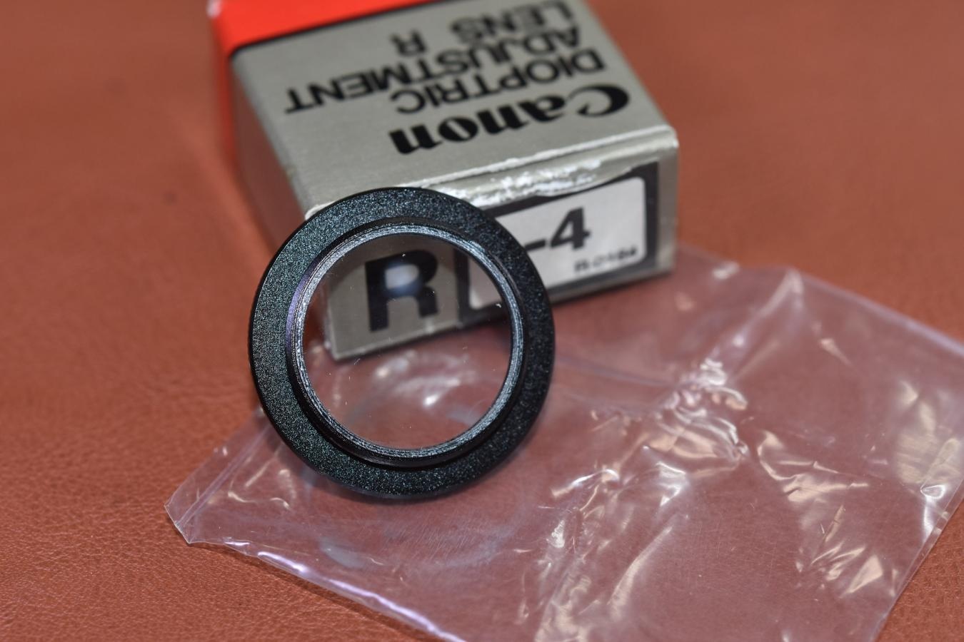 【絶版アクセサリー】Canon DIOPTRIC ADJUSTMENT LENS R -4 元箱付 【Canon F-1、NEW F-1用】