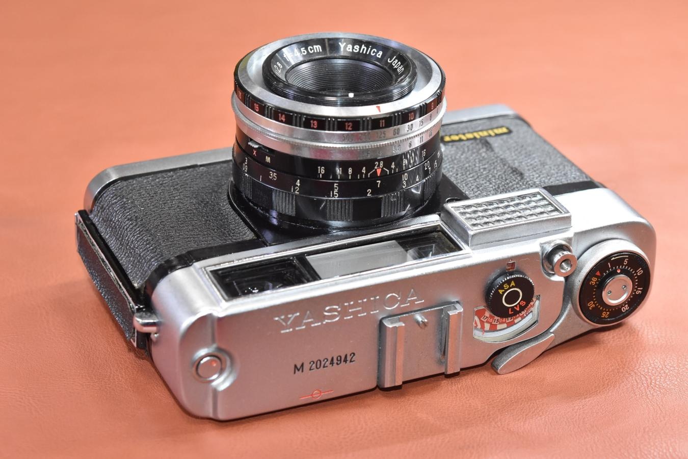 YASHICA minister 【YASHINON 4.5cm F2.8 レンズ搭載】