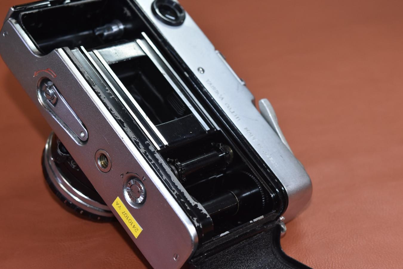 YASHICA minister 【YASHINON 4.5cm F2.8 レンズ搭載】