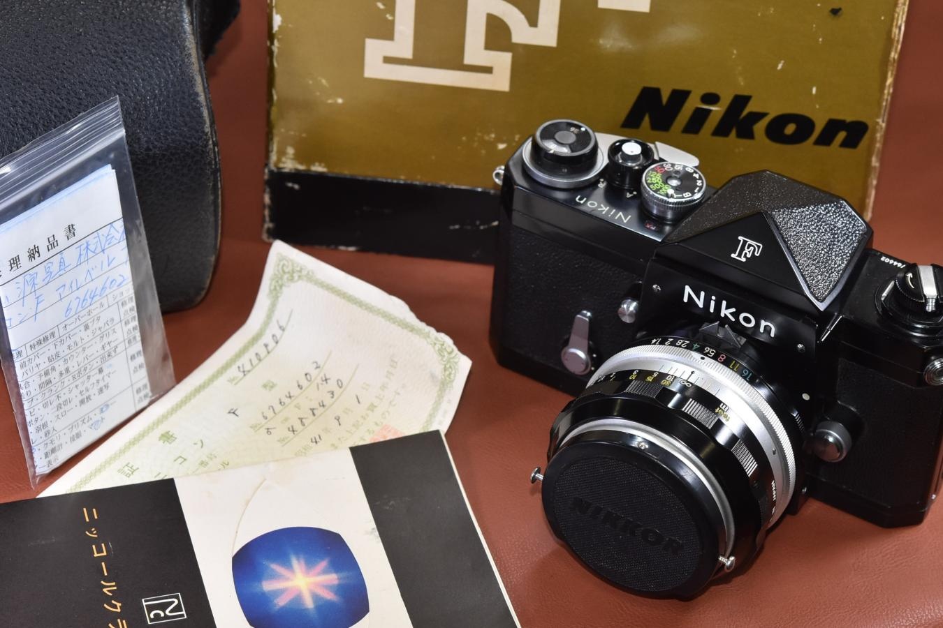 【コレクション向け】Nikon F Eye Level Black 676万台 Nippon Kogaku NIKKOR-S Auto50/1.4付 整備済 【元箱付一式】※キレイな物をお探しの方必見