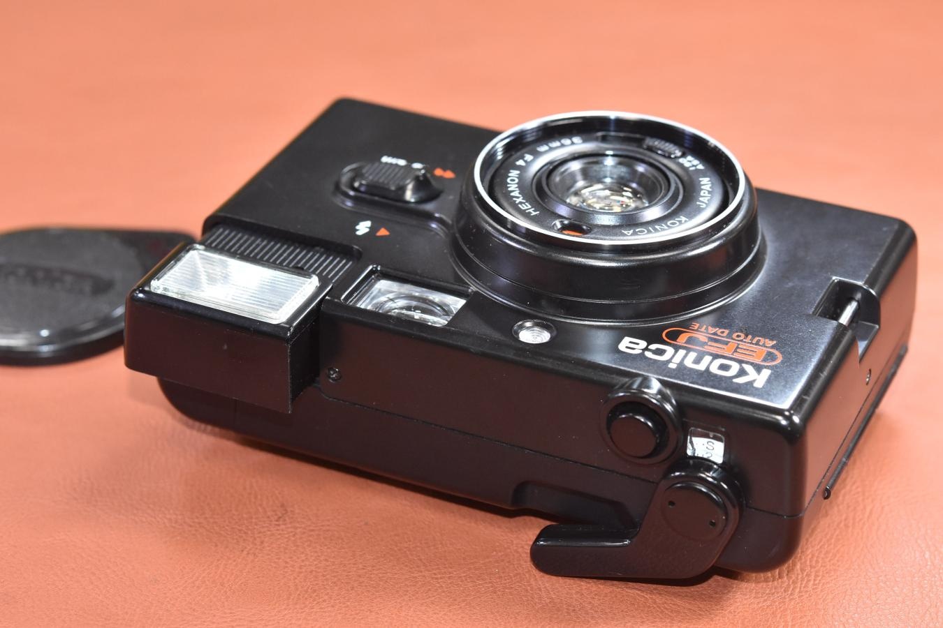 Konica EFJ AUTO DATE Black モルト交換済 【KONICA HEXANON 36/4 レンズ搭載】