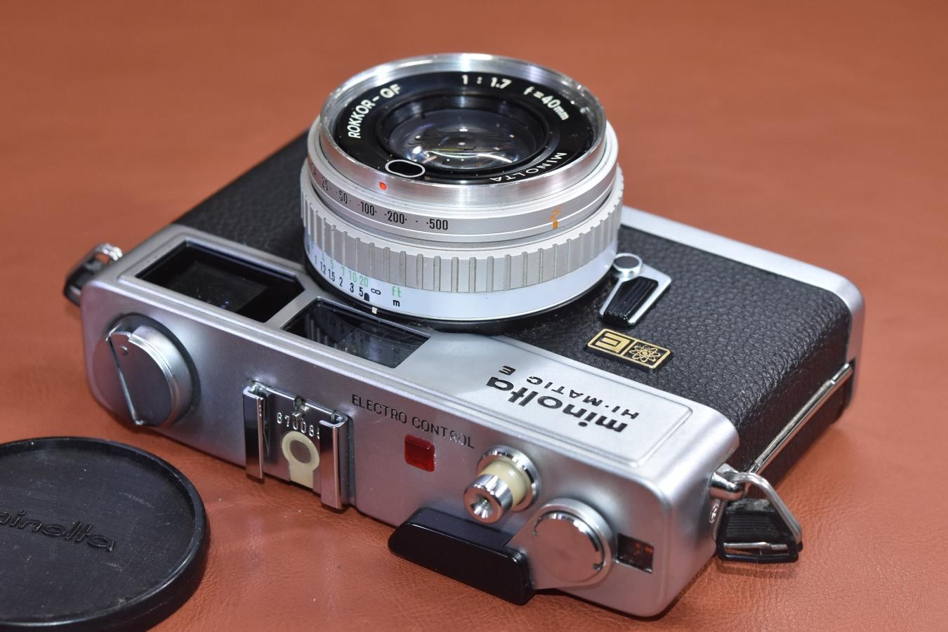 minolta HI-MATIC E Silver モルト交換済 【MINOLTA ROKKOR 40/1.7 レンズ搭載】