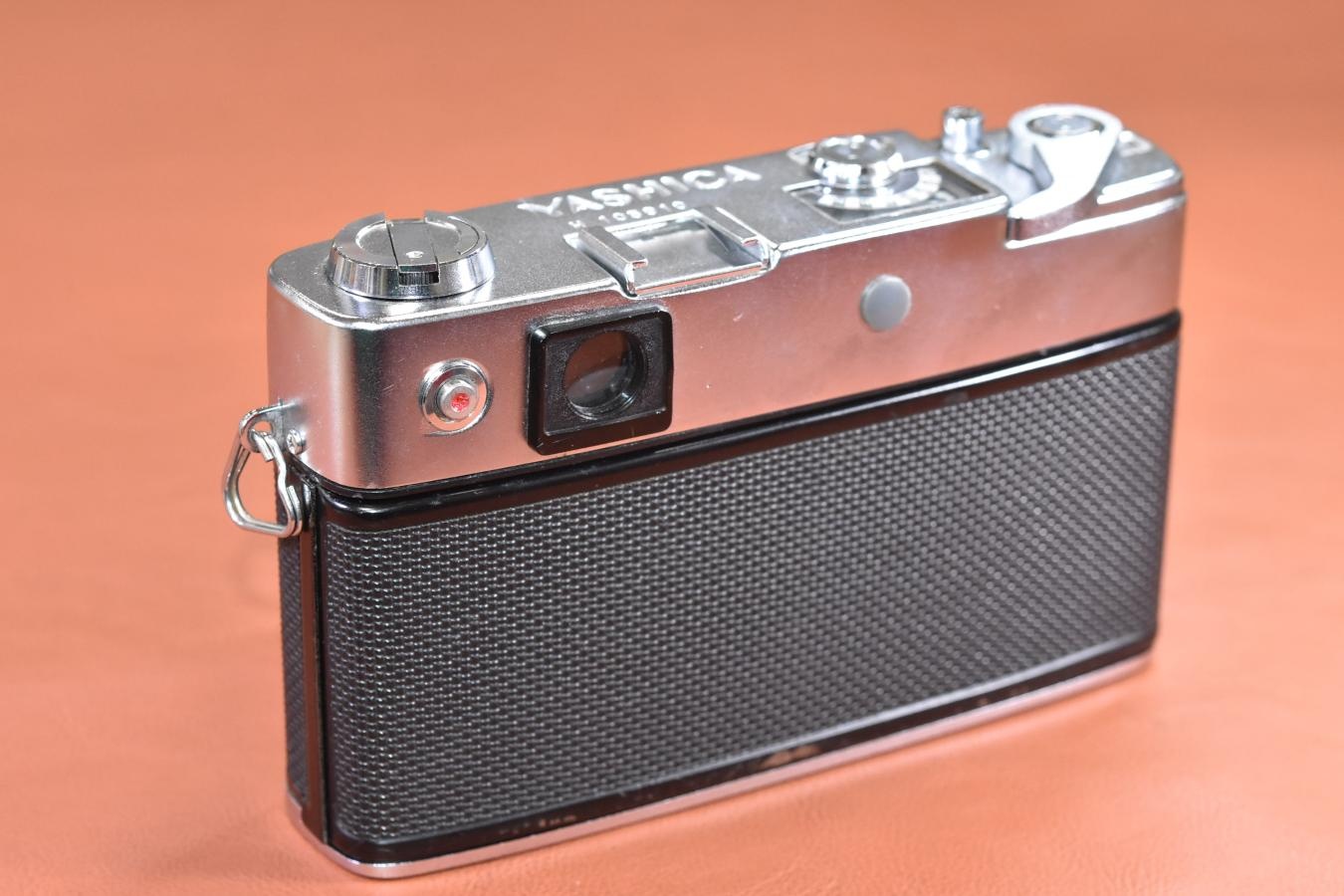YASHICA minister-D モルト交換済【YASHINON 4.5cm F2.8 レンズ搭載】