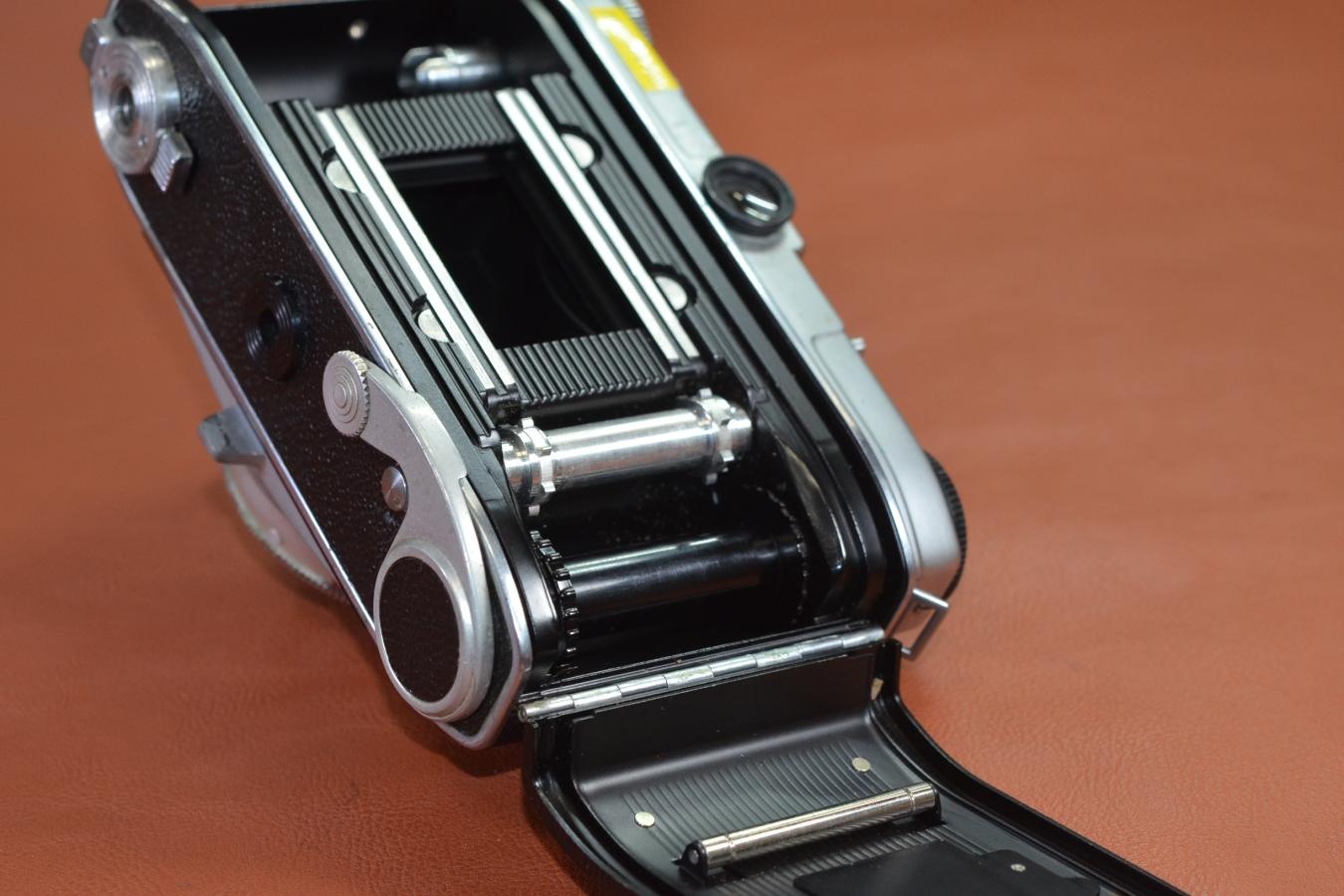 Kodak Retinette【Schneider-Kreuznach Reomar 45/3.5 レンズ搭載】