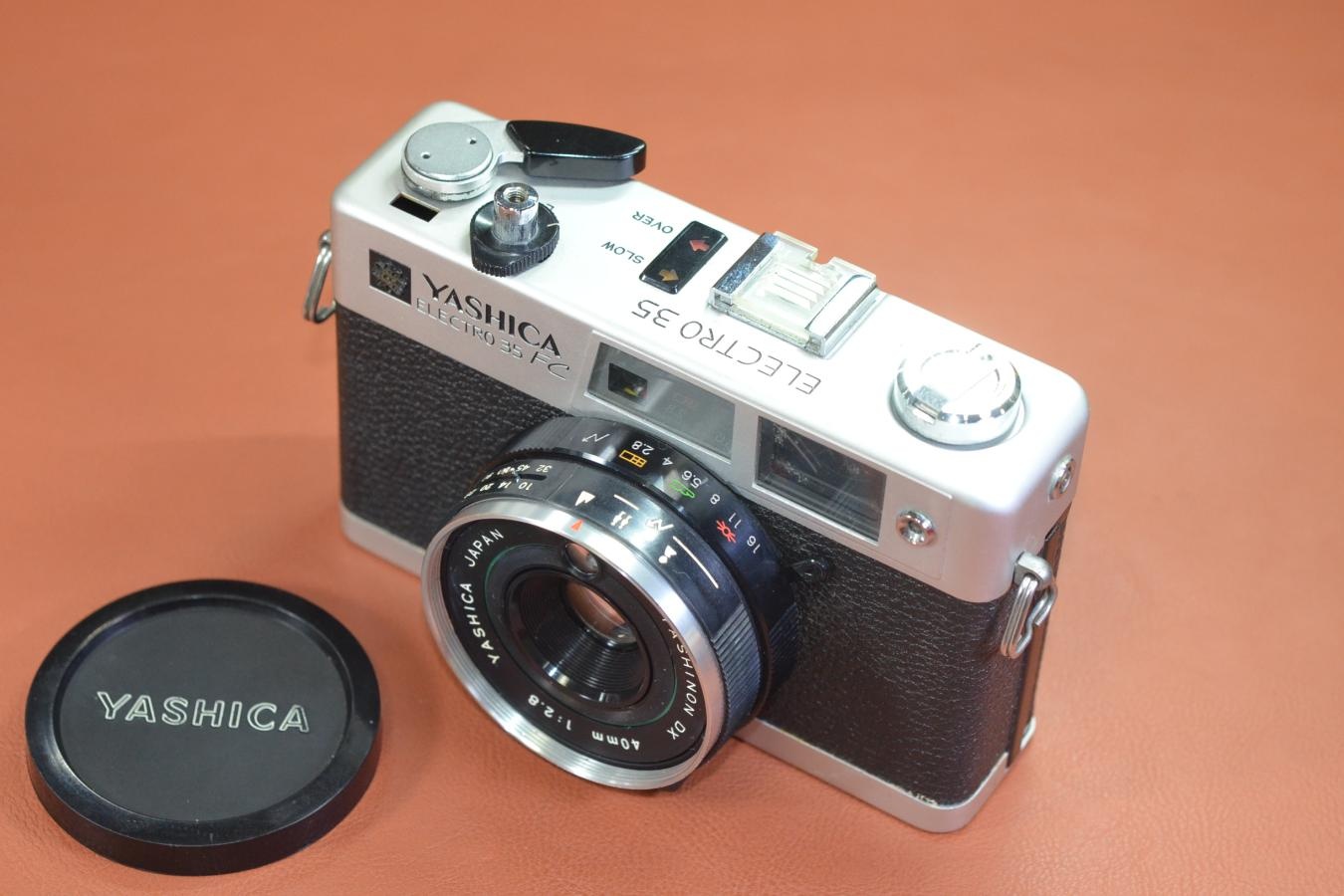 YASHICA ELECTRO 35 FC Silver モルト交換済【YASHINON DX 40/2.8 レンズ搭載】