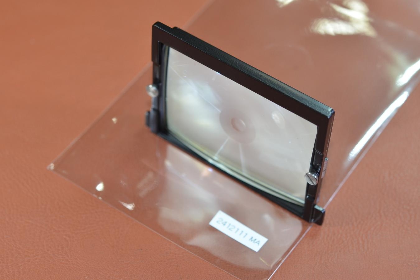 Mamiya Focusing Screen No4スプリットイメージ Mamiya M645用 【キレイな物をお探しの方必見!!自信ありの逸品!!】
