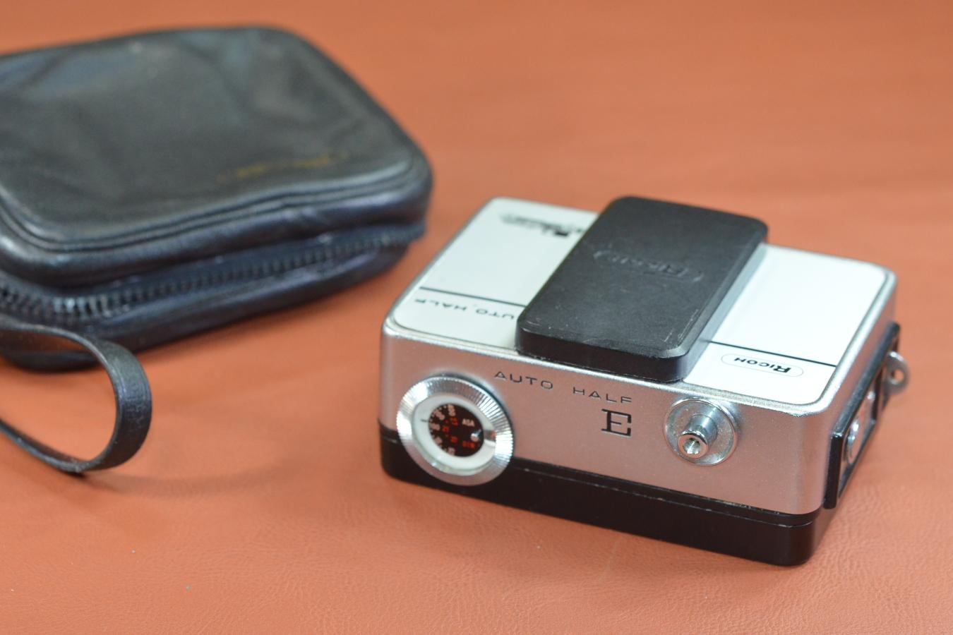 【希 少】RICOH AUTO HALF E Classic Car モルト交換済 【純正ケース、ストラップ、キャップ付】
