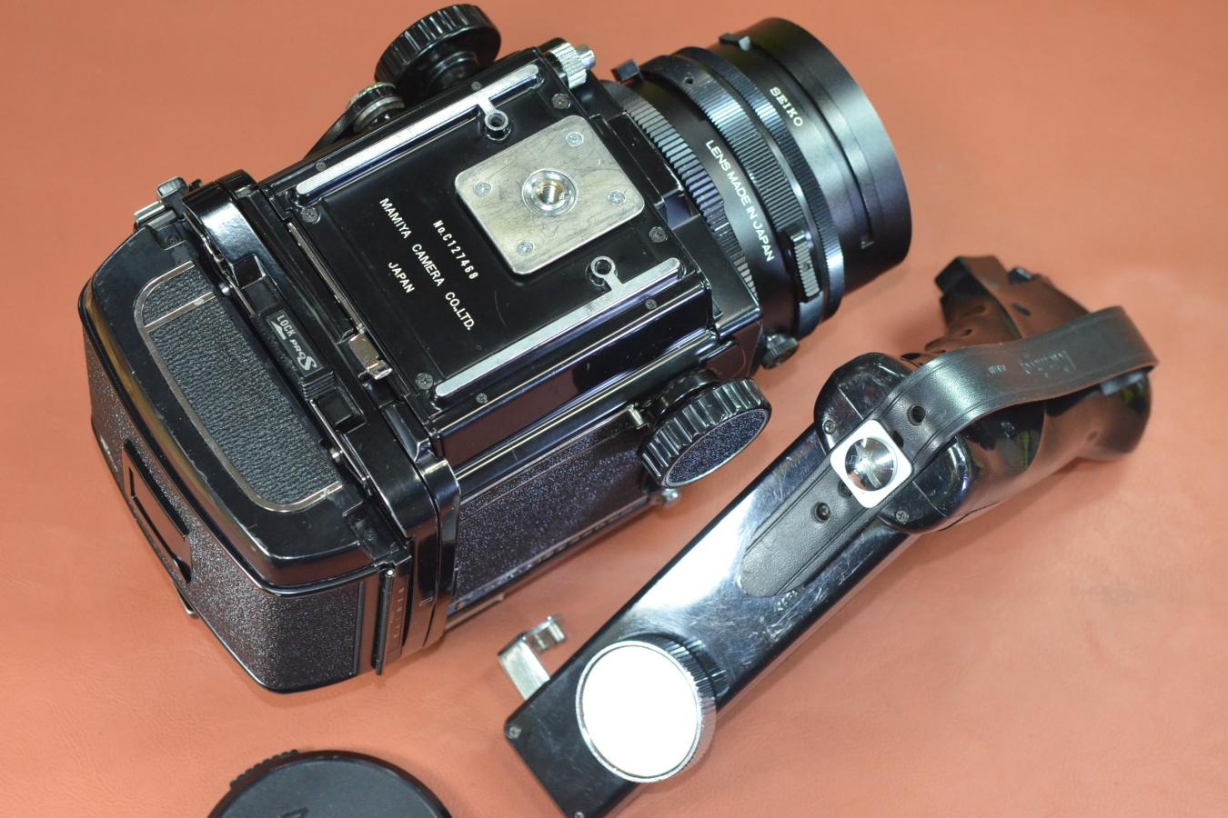 Mamiya RB67 PRO S  MAMIYA-SEKOR C 127/3.8付 【120フィルムバック、グリップ付】