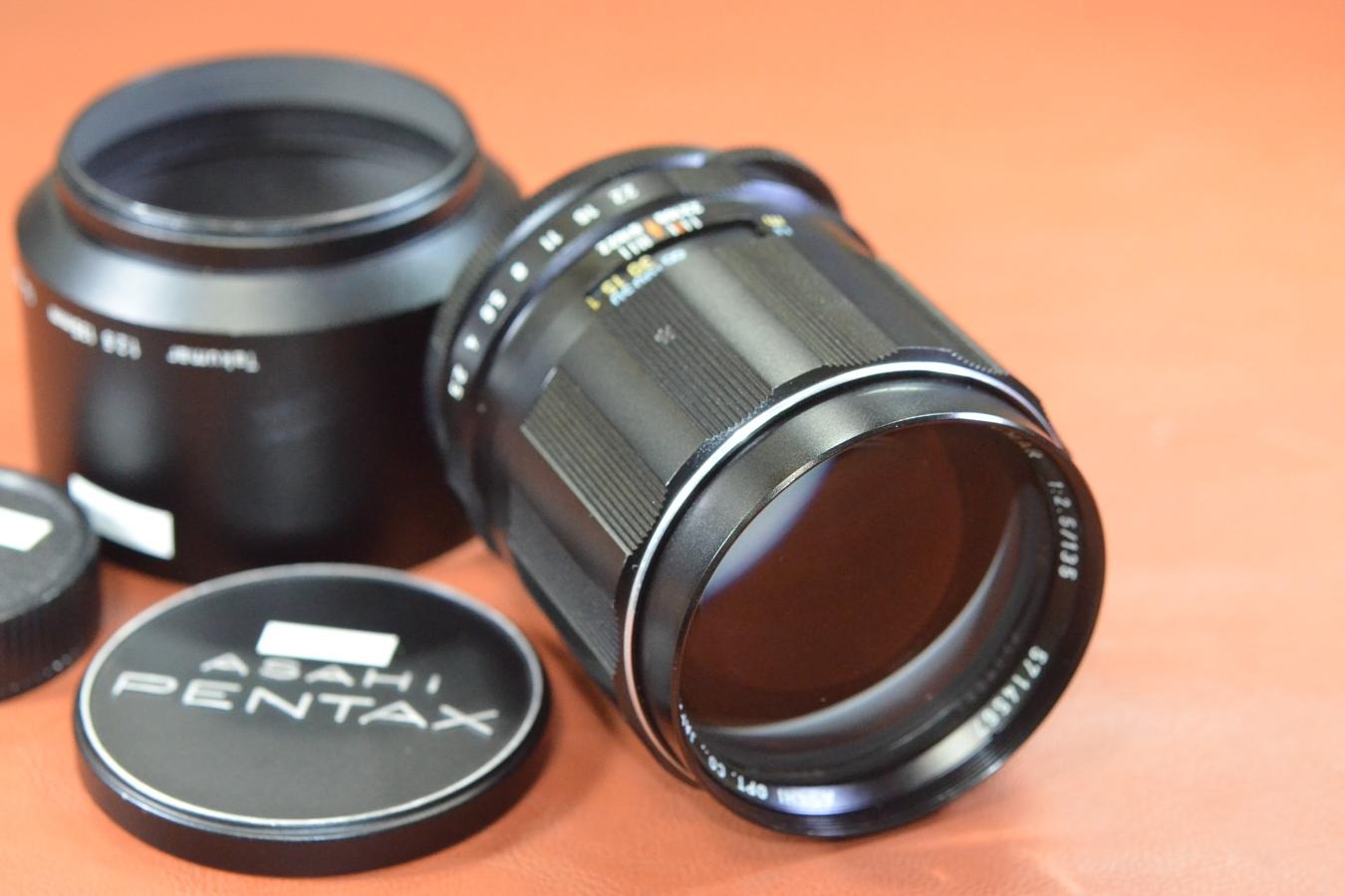 PENTAX Super-Multi-Coated TAKUMAR 135mm F2.5 純正メタルフード付【カメラ女子に絶大な人気のオールドレンズ M42マウントレンズ】