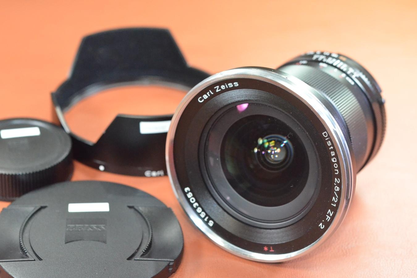 Carl Zeiss Distagon T* 21mm F2.8 ZF.2 純正メタルフード付 Nikon Ai-S用【キレイな物をお探しの方必見!!自信ありの逸品!!】