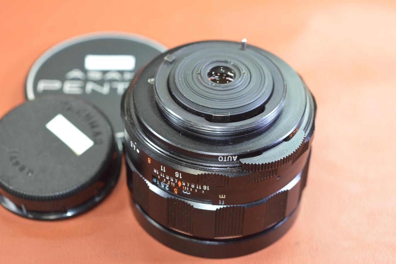 Super-Multi-Coated TAKUMAR 20mm F4.5 【M42マウントレンズ】