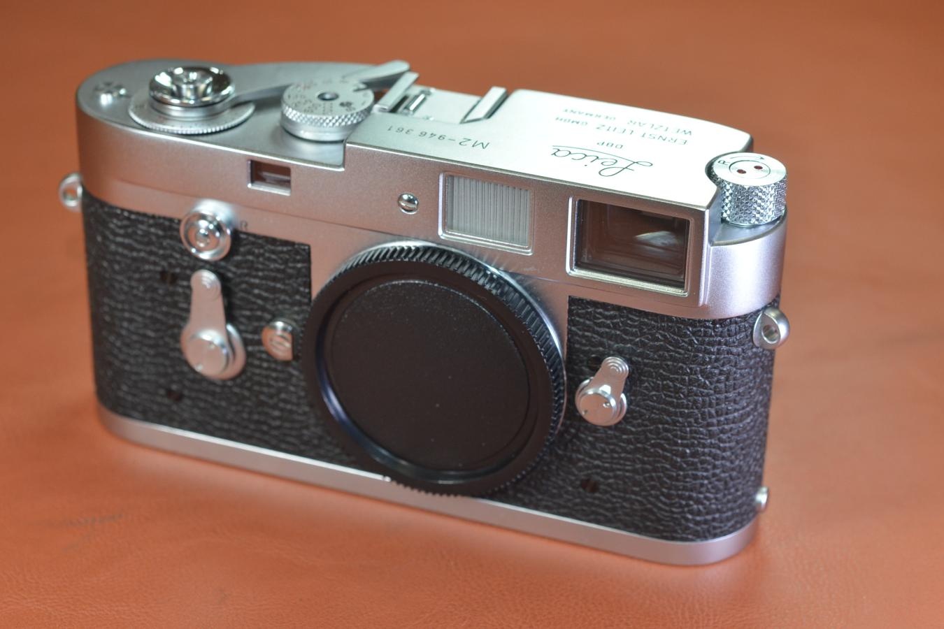 【希 少】LEICA M2  Rボタン セルフ付【94万台1958年製】※キレイな物をお探しの方必見!!自信ありの逸品!!