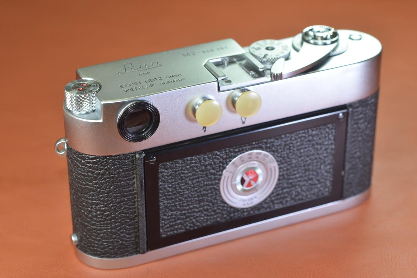 【希 少】LEICA M2  Rボタン セルフ付【94万台1958年製】※キレイな物をお探しの方必見!!自信ありの逸品!!