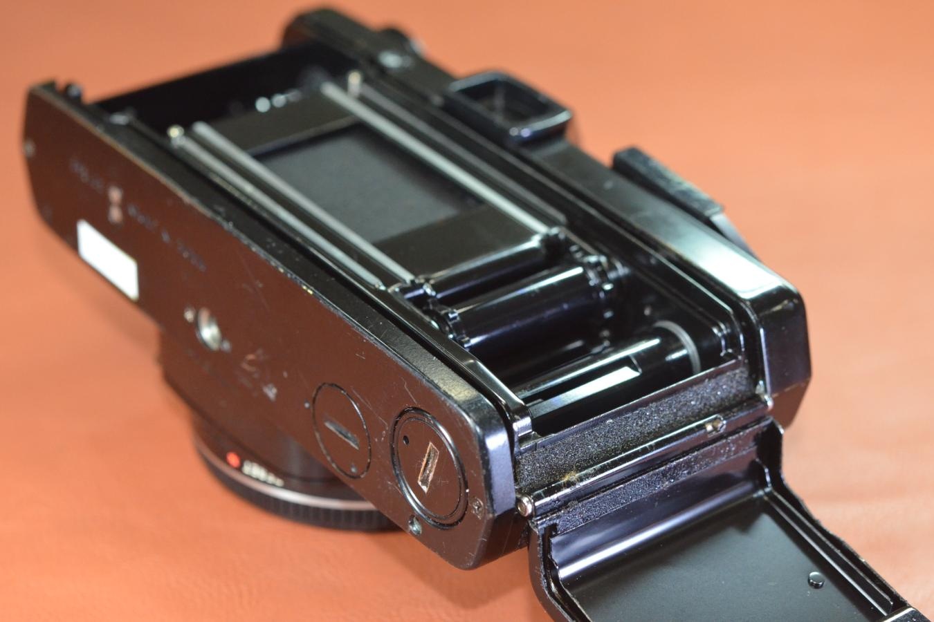 OLYMPUS OM-2 Black