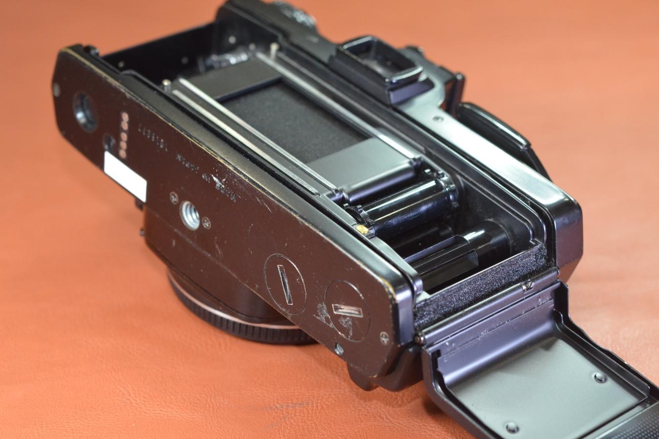 OLYMPUS OM-4 Black