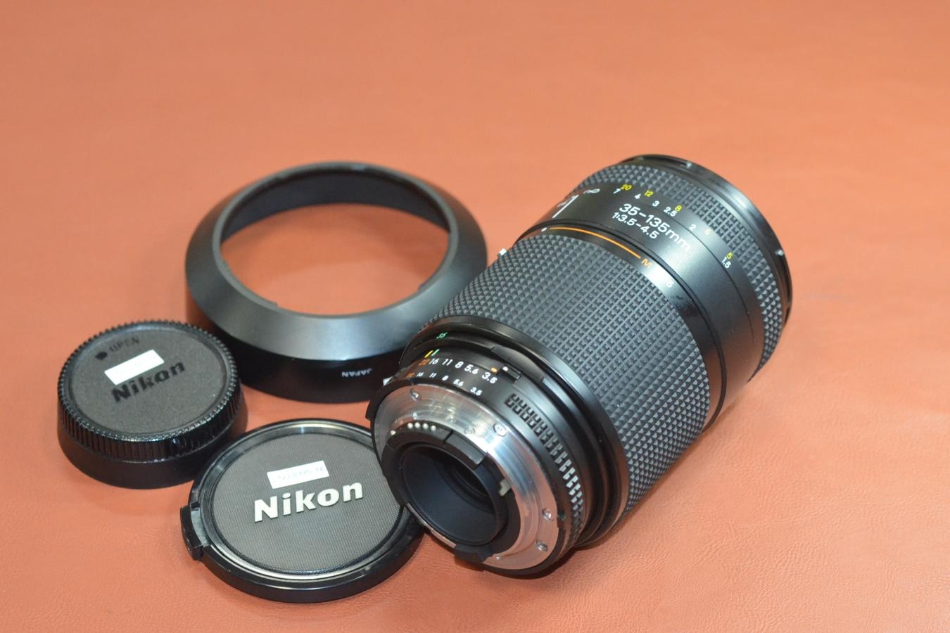 【B級特価品】 Nikon AF NIKKOR 35-135mm F3.5-4.5 【純正フードHB-1付】