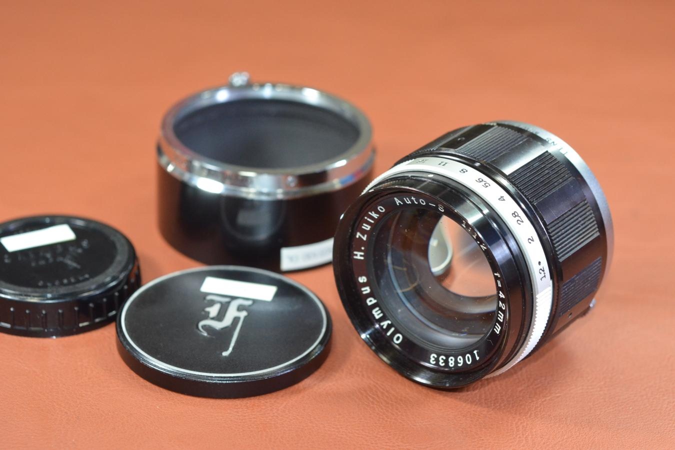 【希 少】Olympus H.Zuiko Auto-S 42mm F1.2 純正メタルフード付【OLYMPUS PEN-F、FT用TTL Noレンズ】※キレイな物をお探しの方必見!!自信ありの逸品!!