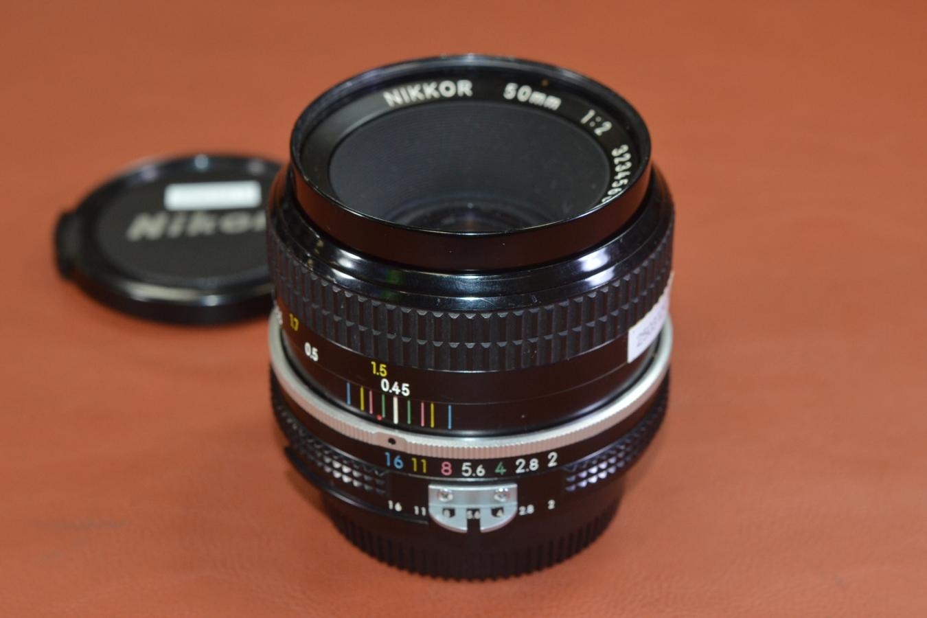 Nikon NEW NIKKOR 50mm F2 Ai改