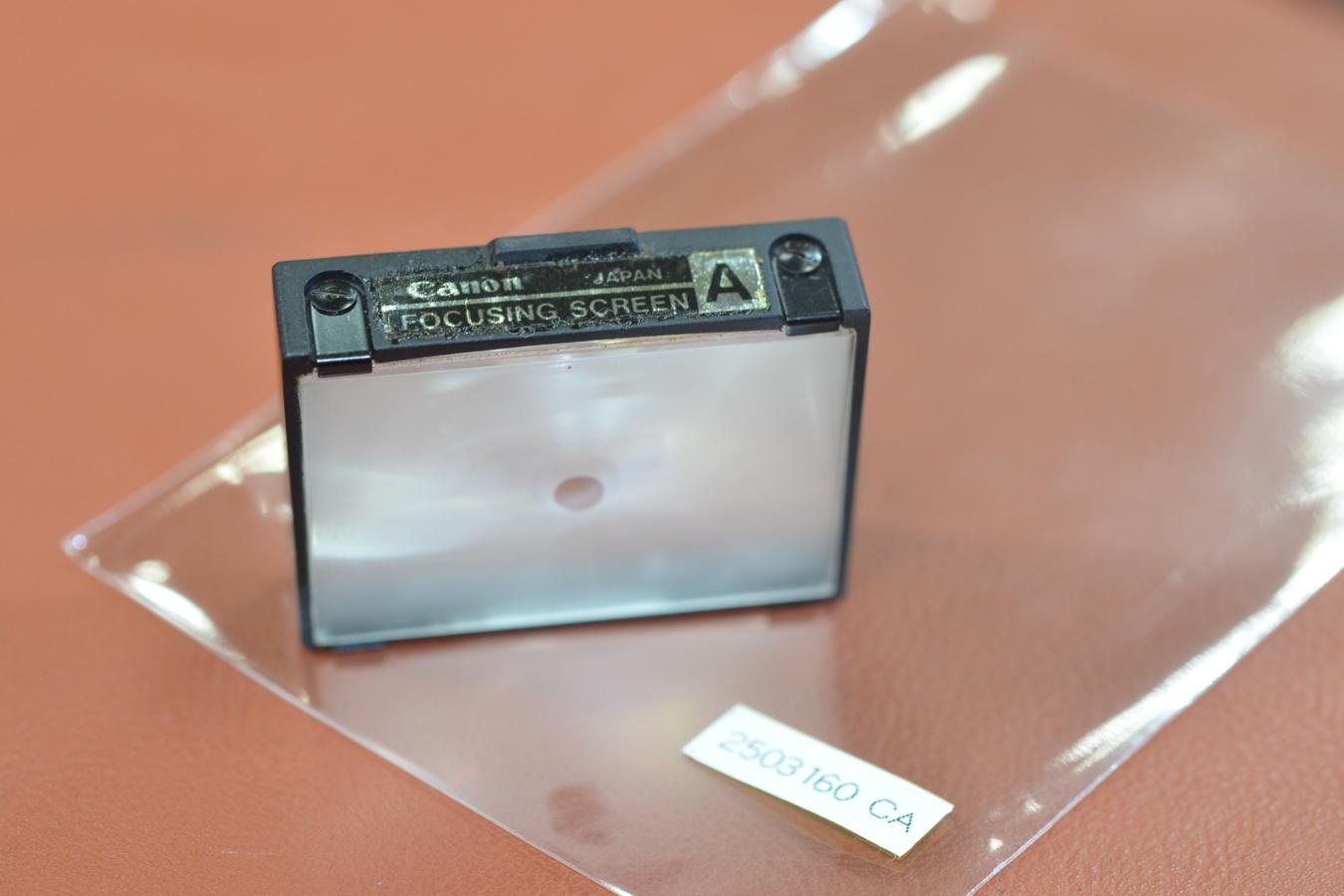 【希 少】 Canon FOCUSING SCREEN A型 【Canon F-1用】※キレイな物をお探しの方必見!!自信ありの逸品!!