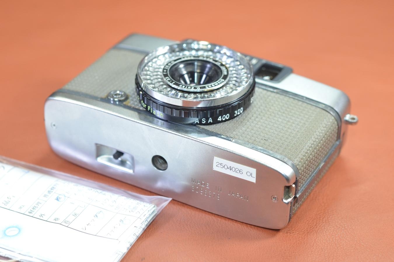 OLYMPUS PEN EE-2 整備済【Olympus D.Zuiko 28/3.5 レンズ搭載】
